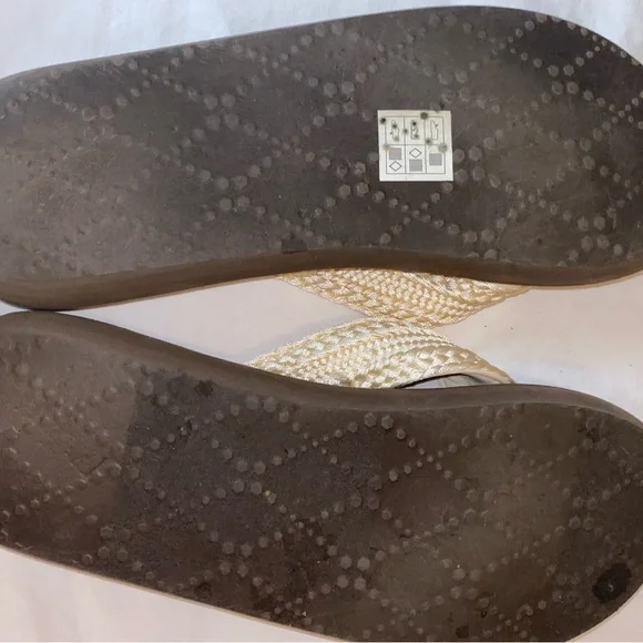 Skechers Women's Cream Braided Strap Flip-Flops with Brown Footbed - Picture 6 of 7